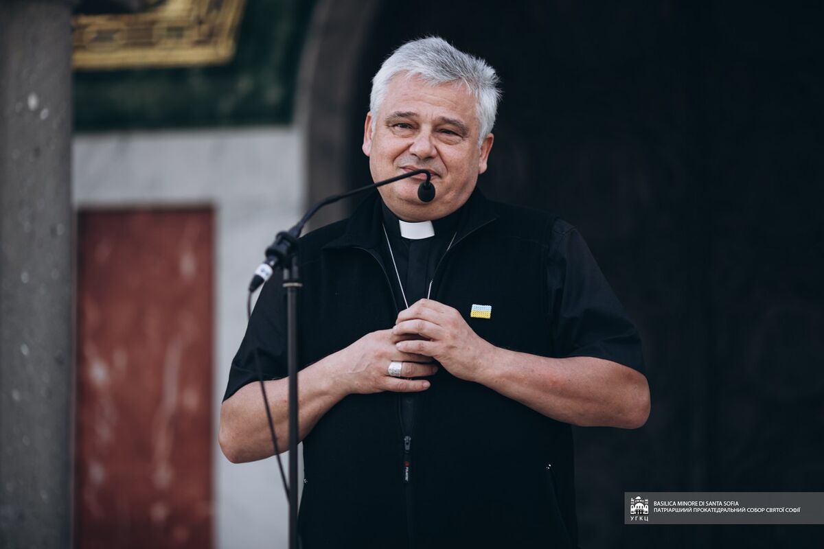 Cardinale Krajewski ringrazia le tante famiglie che accolgono i profughi ucraini