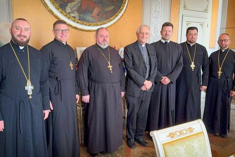 Incontro del Protosincello con i Protopresbiteri dell’Esarcato Apostolico: strategia pastorale in tempo di guerra e udienza con il Cardinale Zuppi