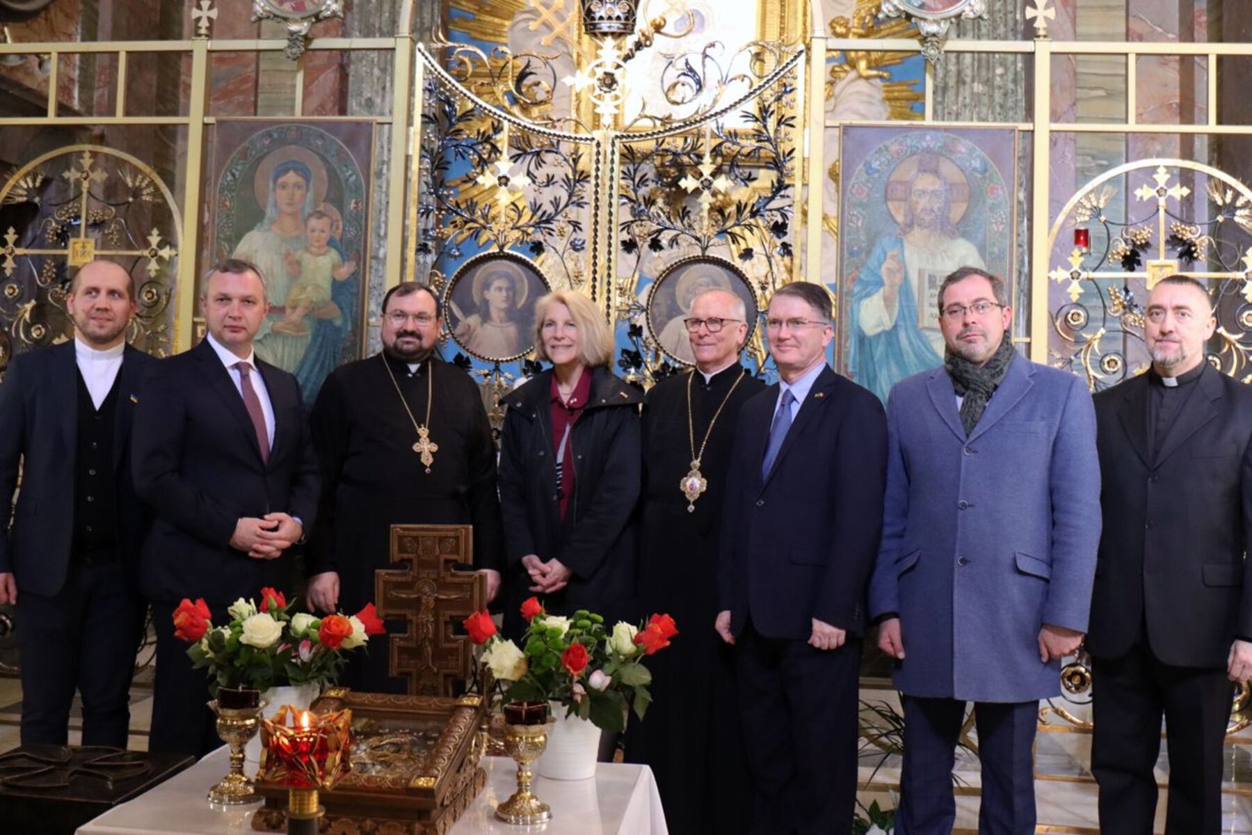 Incontro del Vice Segretario di Stato degli Stati Uniti con i profughi ucraini presso la Curia dell’Esarcato Apostolico