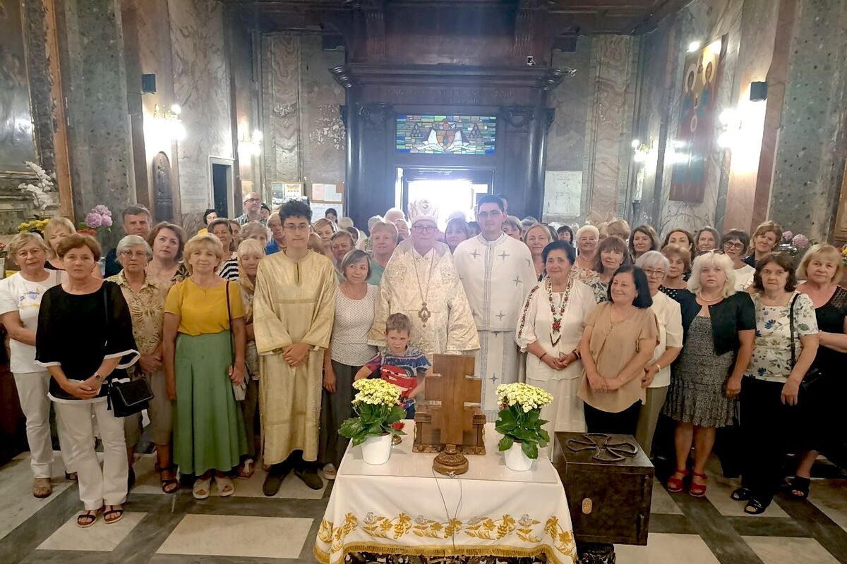 Подячна Літургія у Катедральному храмі з нагоди уродин Владики Екзарха