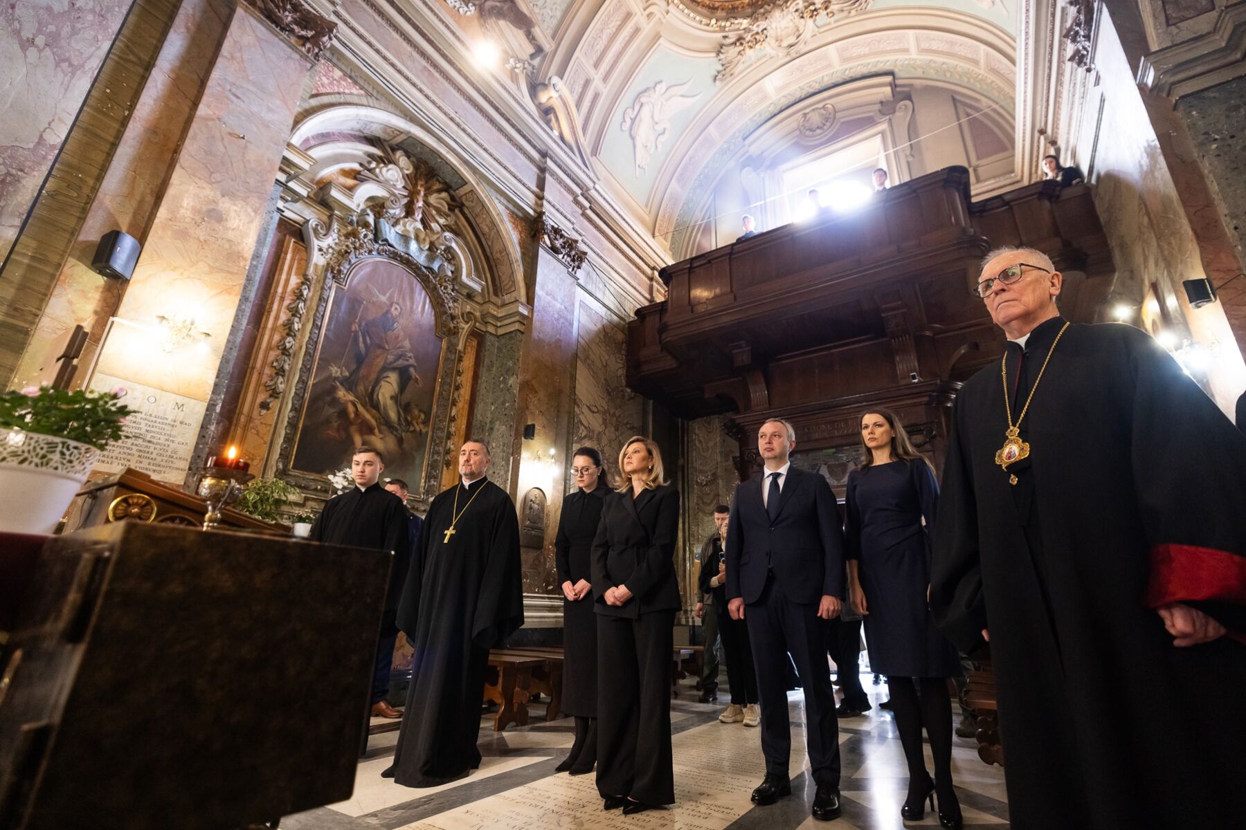 Nel Giorno della Dignità e della Libertà dell’Ucraina, la First Lady dell’Ucraina ha pregato nella Cattedrale dell’Esarcato Apostolico di Roma