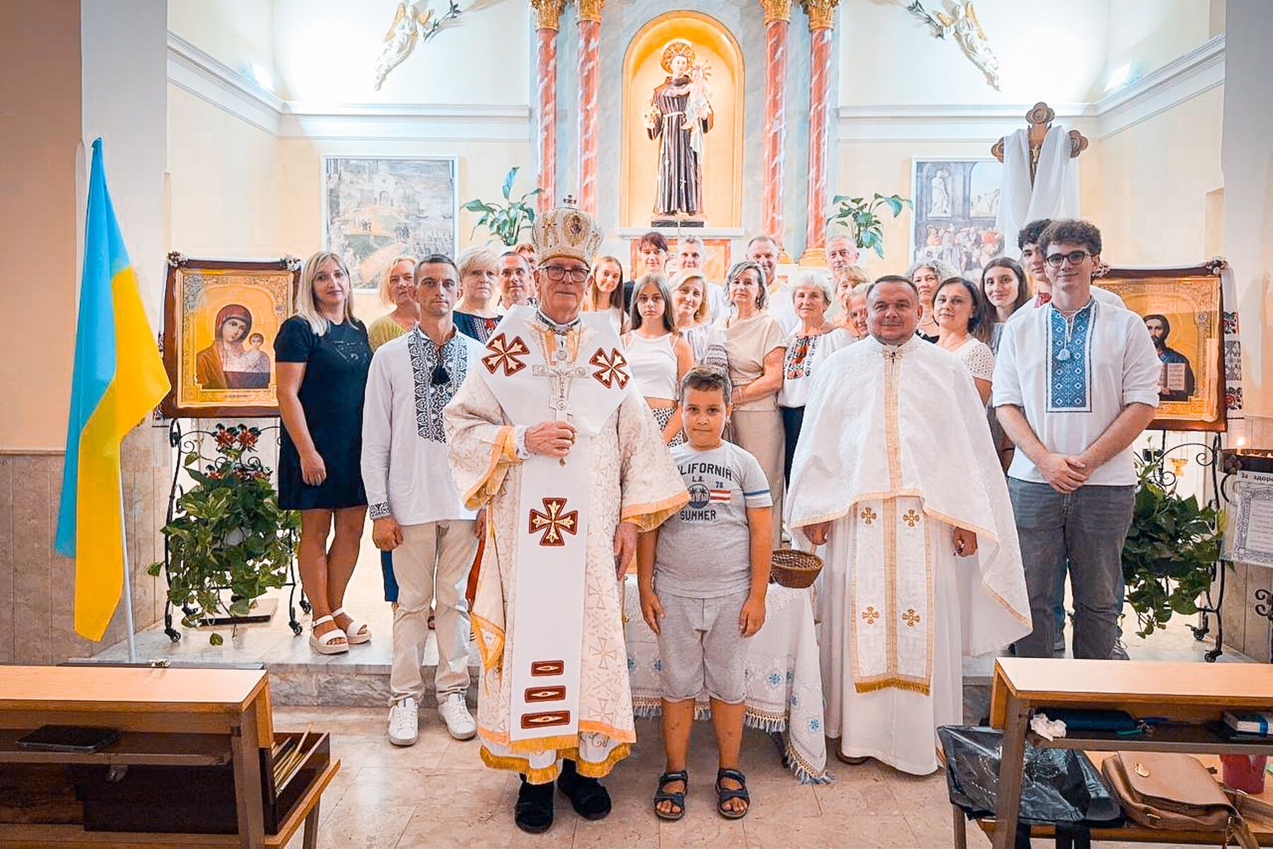 Mons. Dionisio Lschovicz ha pregato per l’Ucraina in Calabria