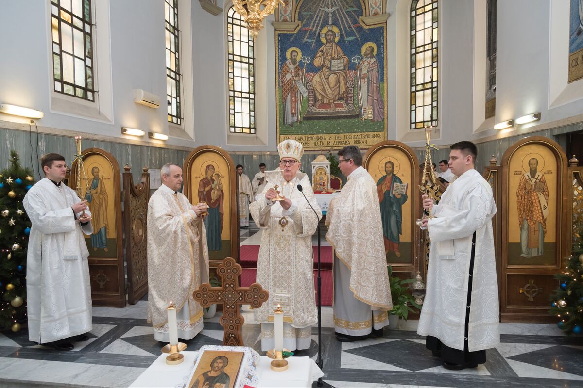 Владика Діонісій уділив дияконські свячення в храмі Царя Христа у Римі